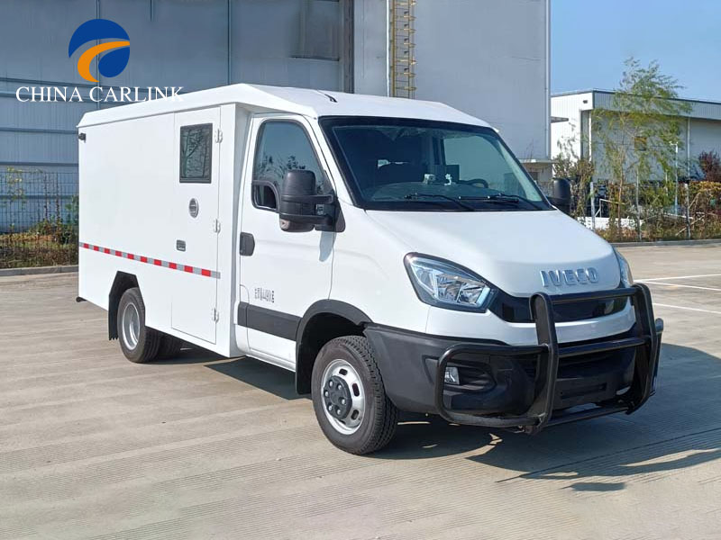 Ciężarówka do przewozu gotówki IVECO Daily EV